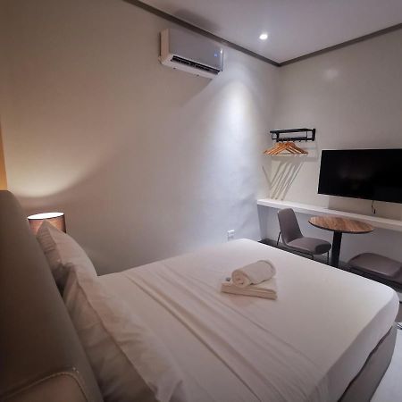 Yes Hotel Imus Cavite Luaran gambar