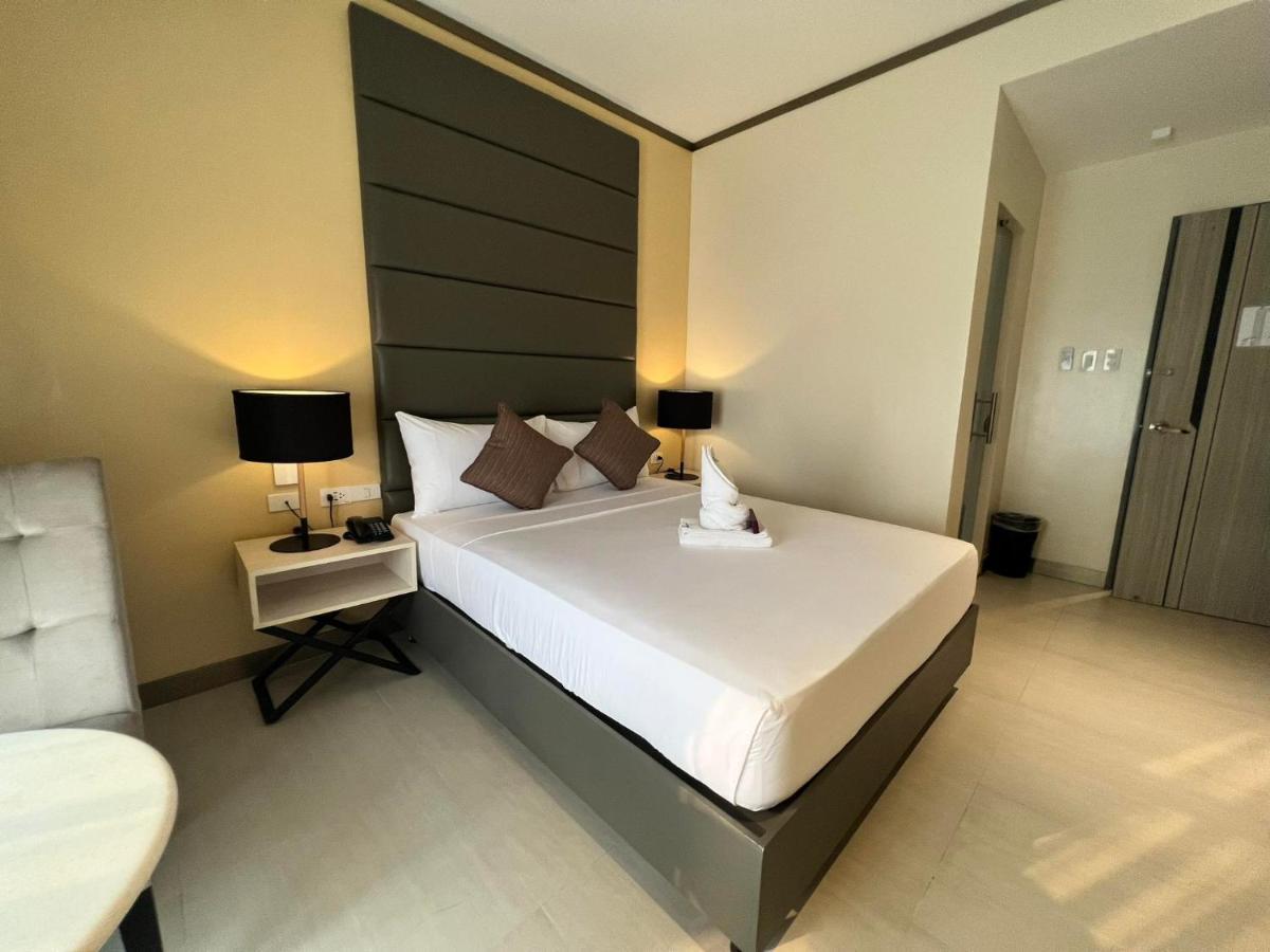 Yes Hotel Imus Cavite Luaran gambar
