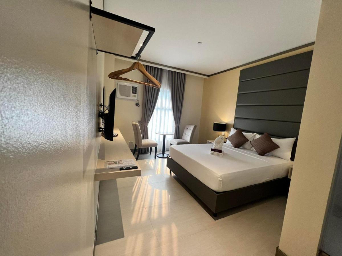 Yes Hotel Imus Cavite Luaran gambar