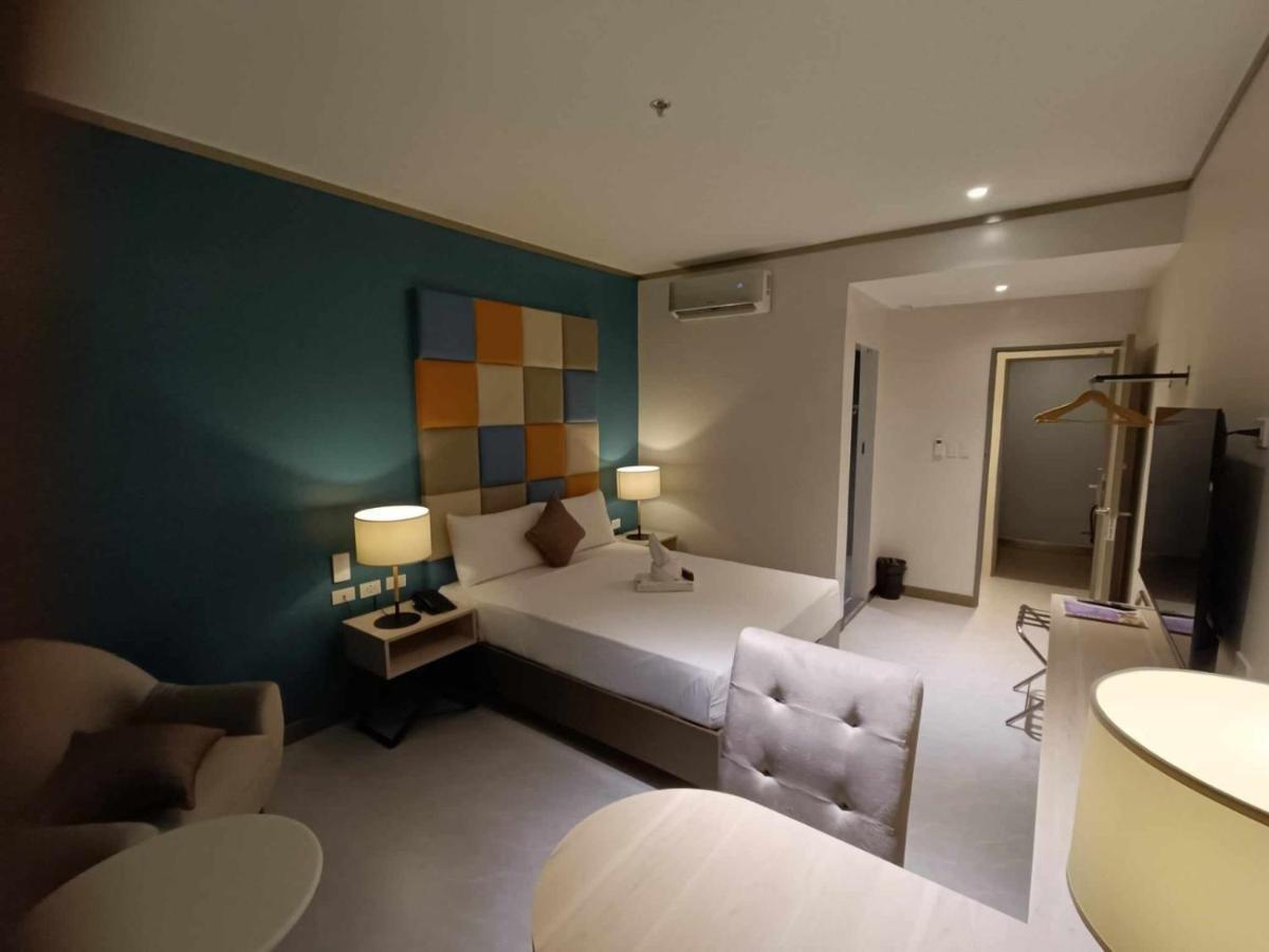 Yes Hotel Imus Cavite Luaran gambar