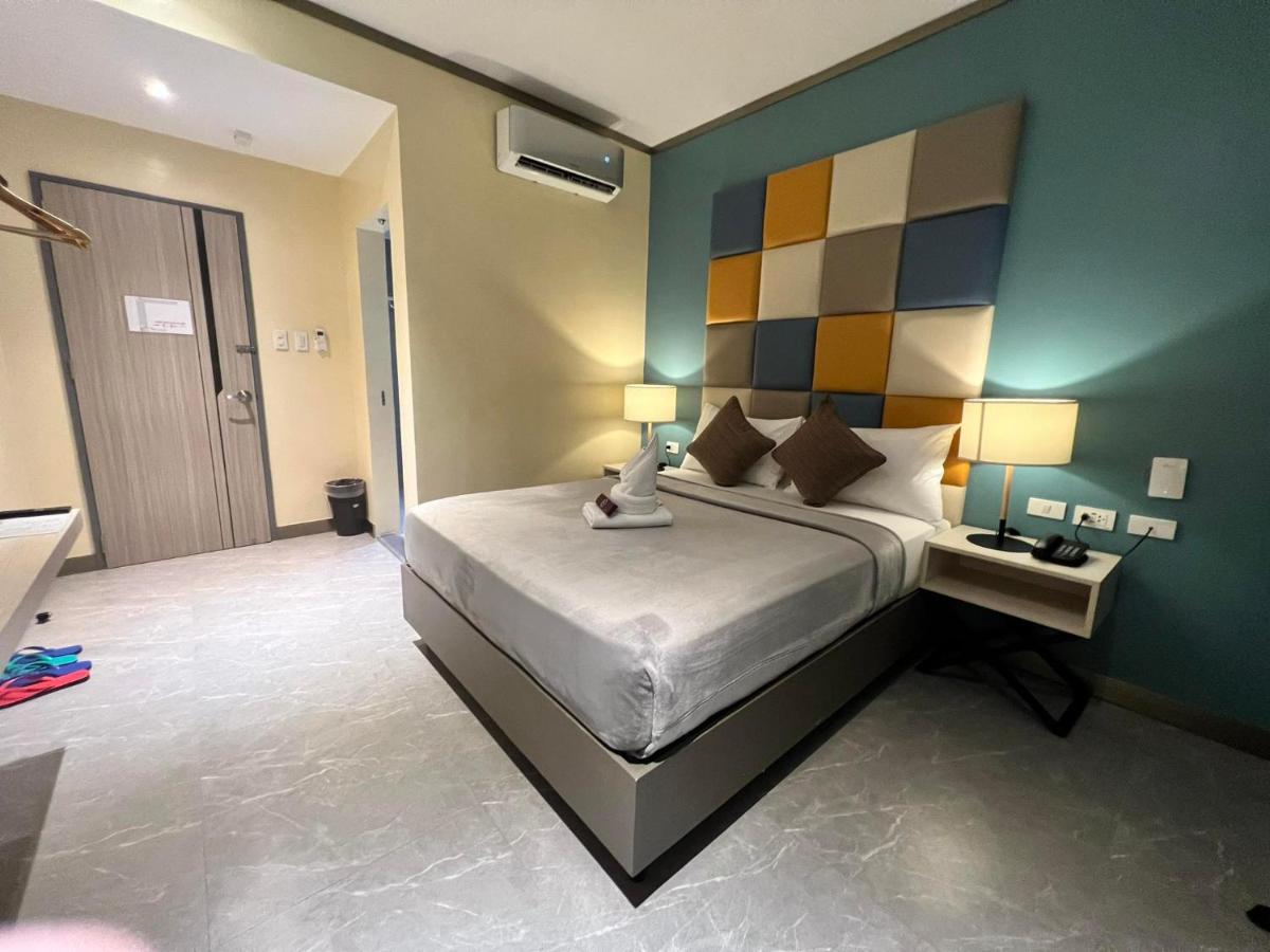 Yes Hotel Imus Cavite Luaran gambar