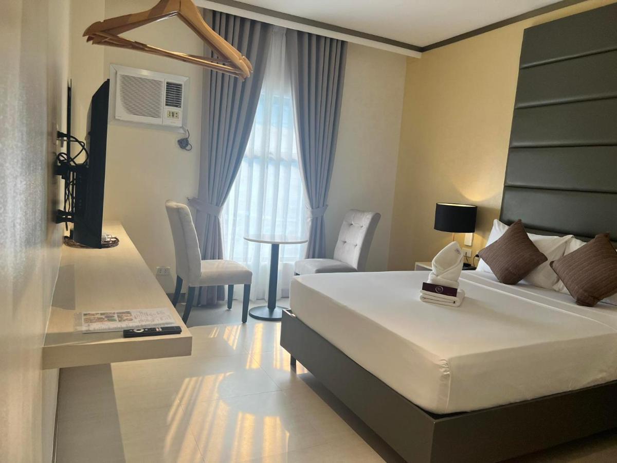 Yes Hotel Imus Cavite Luaran gambar
